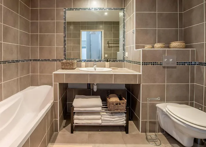 Port Golfe-juan Parking Wifi Climatisation Terrasse * Vallauris