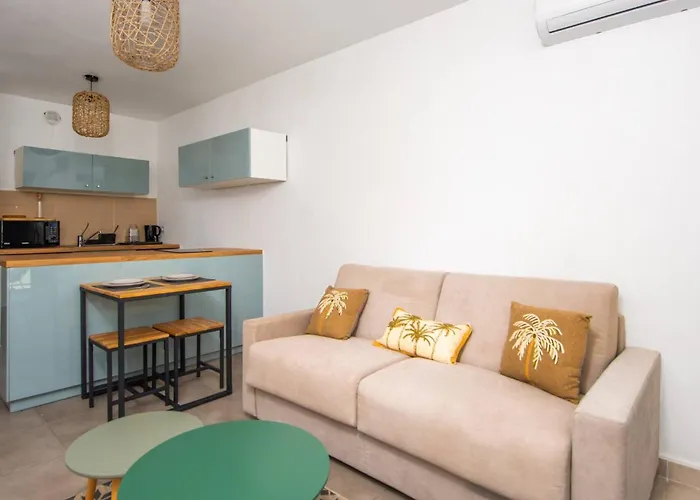 Port Golfe-juan Parking Wifi Climatisation Terrasse