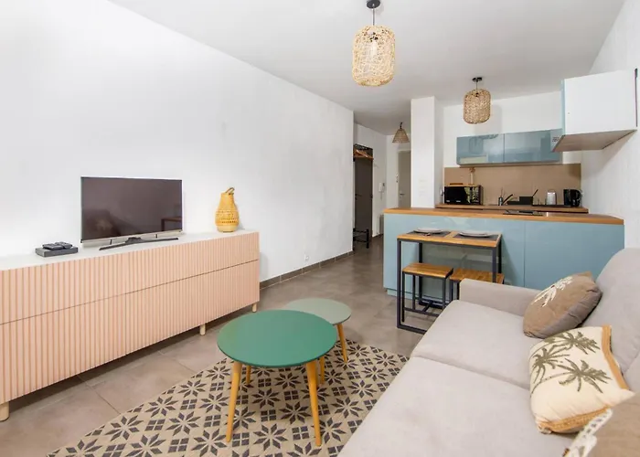 Port Golfe-juan Parking Wifi Climatisation Terrasse *